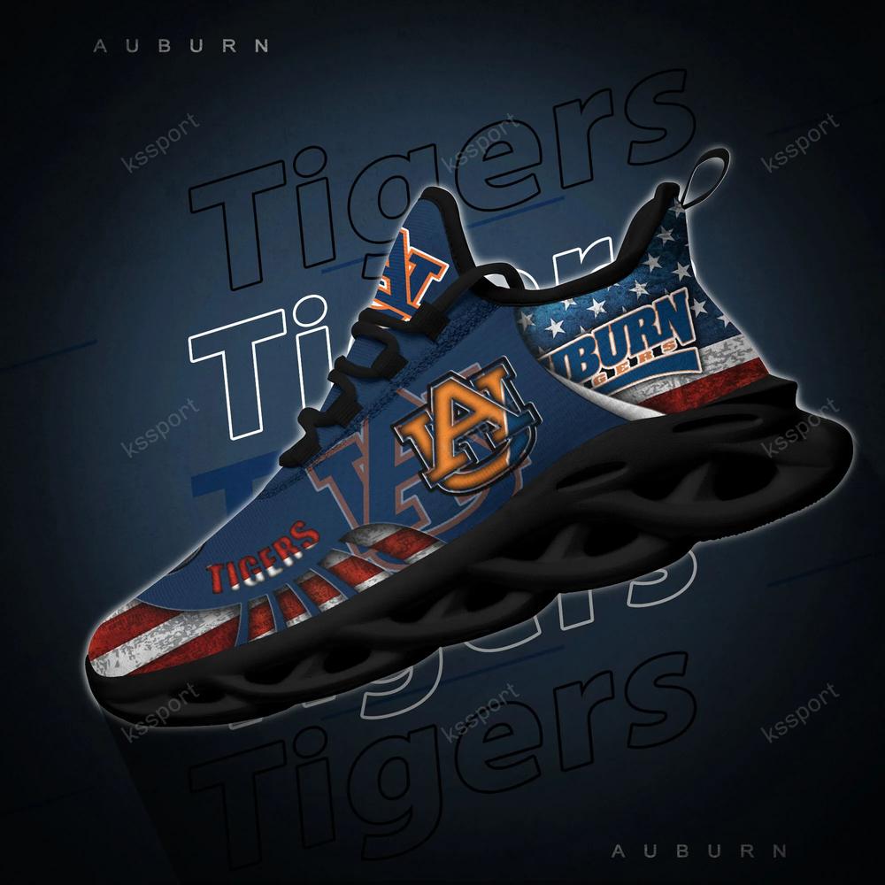 Atlanta Falcons Shoes Custom Name, Max Soul Chunky Sneakers Men Women 