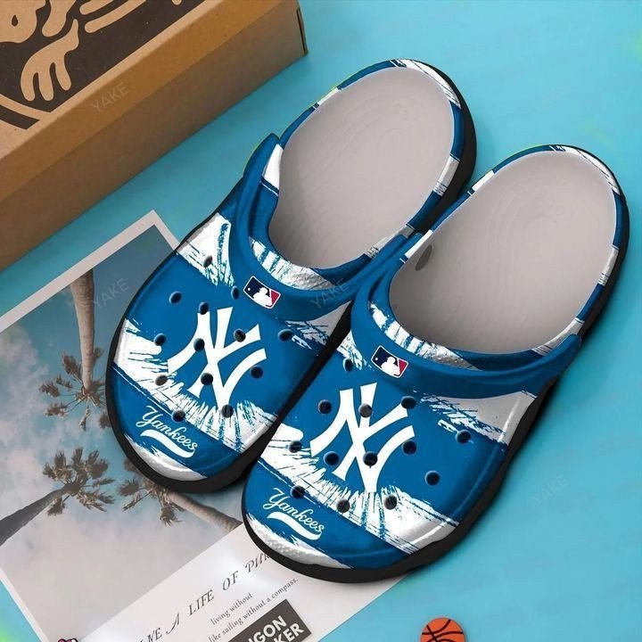 New York Yankees Crocs Crocband Clog Comfortable Water Shoes
